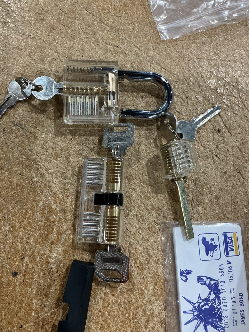 Condition photo showing Good Condition for 3pcs acrylic clear practice lock transparent cutaway pin tumbler lock.