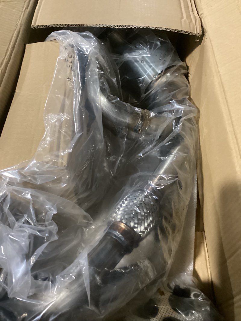 Condition photo showing New/Like New for maxpeedingrods 674864 catalytic converter for subaru forester 2005-2010, for impreza 2005-2011, for legacy/outback 2005-2012, for saab 9-2x 2006 2.5l h4 (epa compliant)