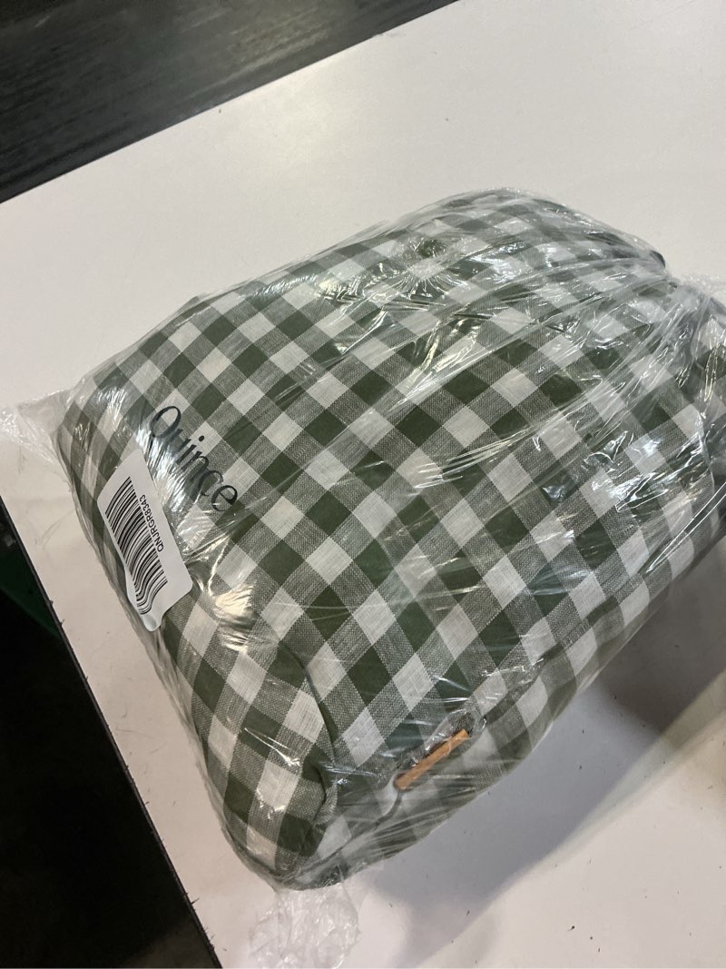 Condition photo showing Good Condition for european linen sheet set pattern: olive gingham(size queen)