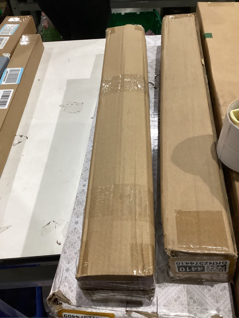 Condition photo showing Good Condition for Oxdigi Peel and Stick Vinyl Flooring Roll 23"x 118"/19 Sq.Ft, Thicken Self Adhesive Vinyl Floor Tile