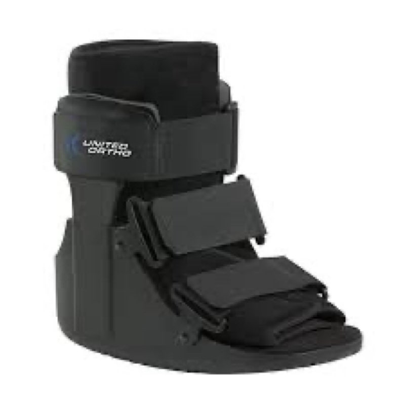 United Ortho Cam Walker Fracture Boot, Medium, Black
