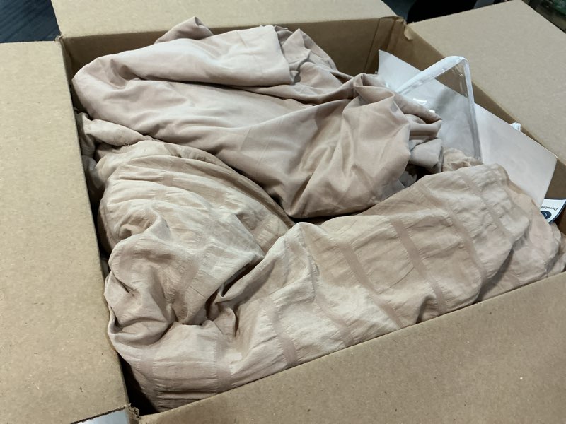 Condition photo showing Good Condition for cozylux full seersucker comforter set with khaki bed in a bag 7-pieces all season bedding sets with comforter, pillow sham, flat sheet, fitted sheet, pillowcase