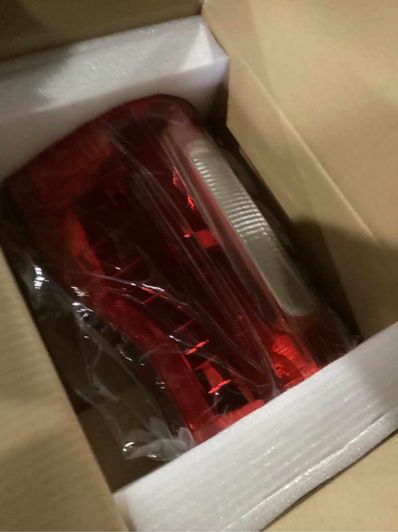 Condition photo showing New/Like New for boine f250 f350 tail light compatible with 2017 2018 2019 ford f-250 f-350 super duty left driver side rear light brake lamps hc3z13405d hc3z13404d