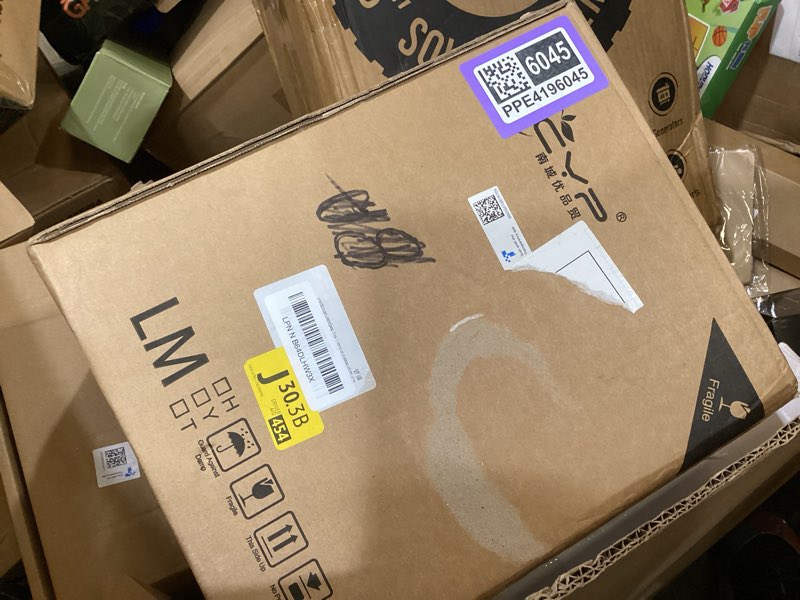 Condition photo showing New/Like New for ncyp small 10.2" x 5.9" x 7.9" glass cards box with slot and lock for wedding reception - home birthdays party geometric decorative, gold - slot length 6.3 inches (glass box only) 10.2 x 5.9 x 7.9inches gold