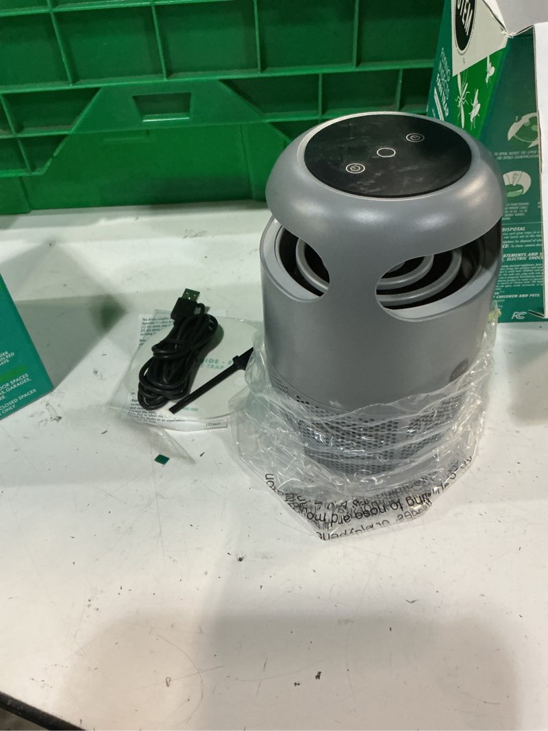 Condition photo showing Good Condition for stem flying insect trap