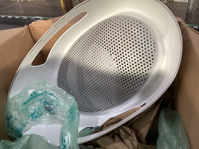 Condition photo showing Good Condition for Angelcare bath support 0-6 months