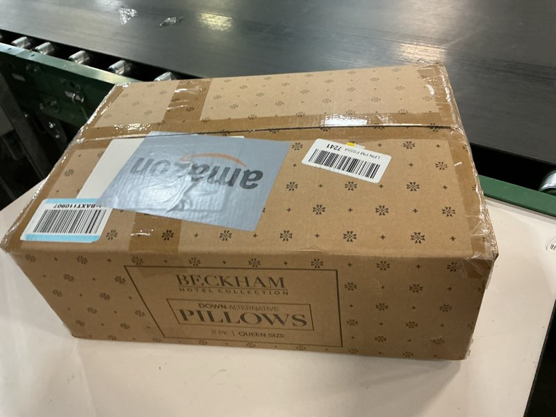 Condition photo showing New/Like New for Beckham Hotel Collection Bed Pillows Standard/Queen Size Set of 2 - Original Soft Down Alternative Pillow for Sleeping - Soft Support for Back, Stomach or Side Sleepers Queen / Standard White