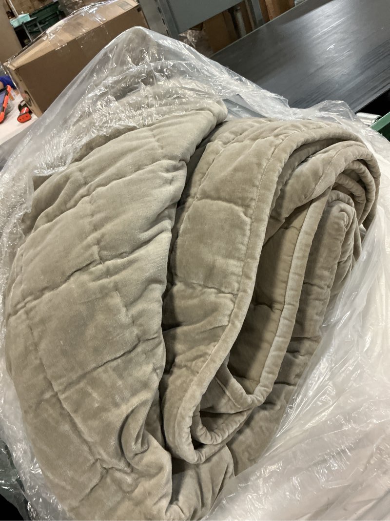 Condition photo showing As Is for cotton velvet box quilt, king/cal king, light taupe