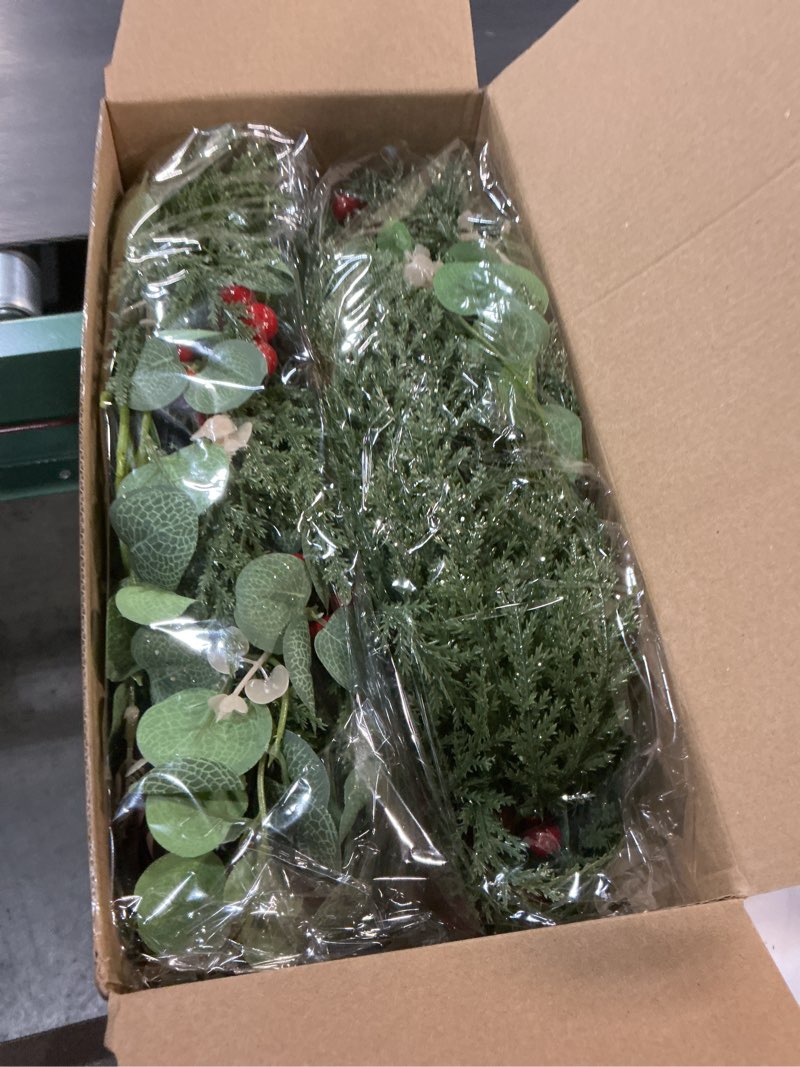 Condition photo showing New/Like New for BLOSMON Garlands for Decoration Christmas with Light - 2 Pcs 6.2ft Prelit Gold Glitter Battery Operated Christmas Garland for Stairs Railing Mantle Decor - 12 Lighting Modes Remote Timer 2 6.2ft Gold Glitter