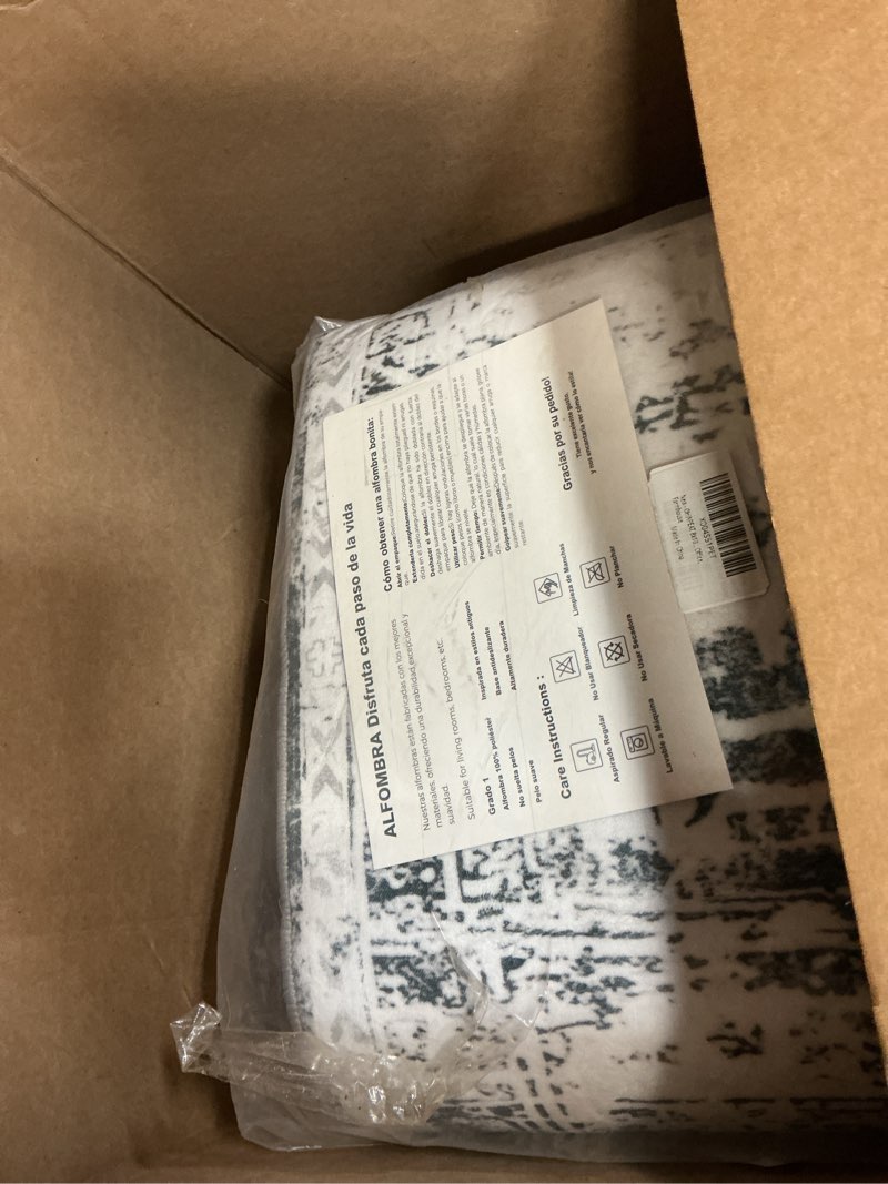 Condition photo showing Good Condition for 8x10 large area rugs for living room, vintage grey rugs for bedroom,washable boho indoor soft non slip carpet for dining room, low pile rugs for office,farmhouse light grey 8' x 10' (rectangular)