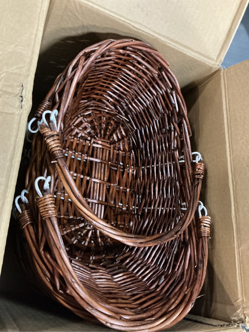 Condition photo showing Good Condition for Wesiti 6 Pcs Wicker Picnic Basket with Handle, Hand Woven Harvest Basket Bulk, Wicker Flower Hoppet for Storage, Picnics, Easter, Organizing, Egg Gathering, Candy, Wedding(Dark Brown)