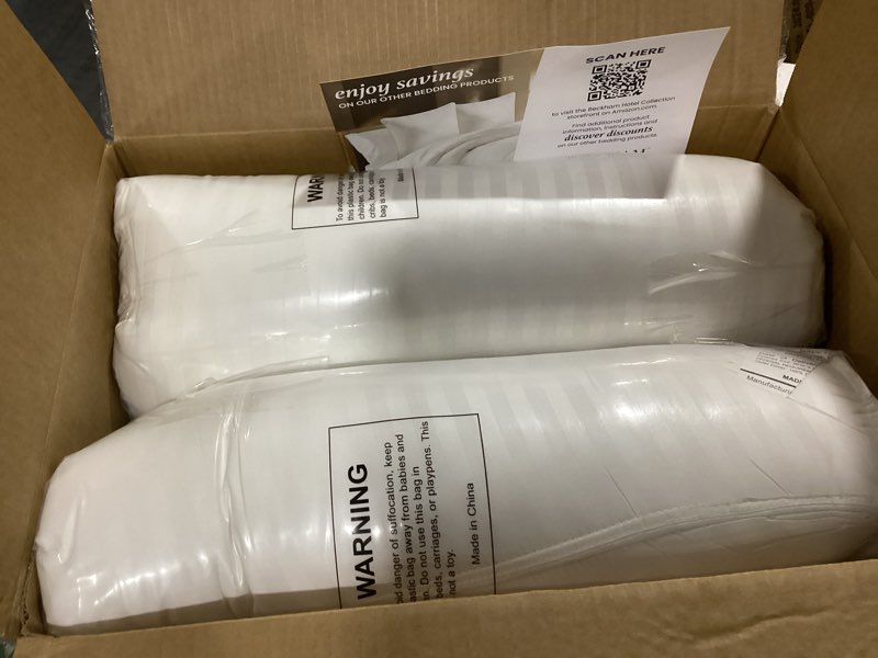 Condition photo showing New/Like New for beckham hotel collection bed pillows standard/queen size set of 2 - original soft down alternative pillow for sleeping - soft support for back, stomach or side sleepers queen / standard white
