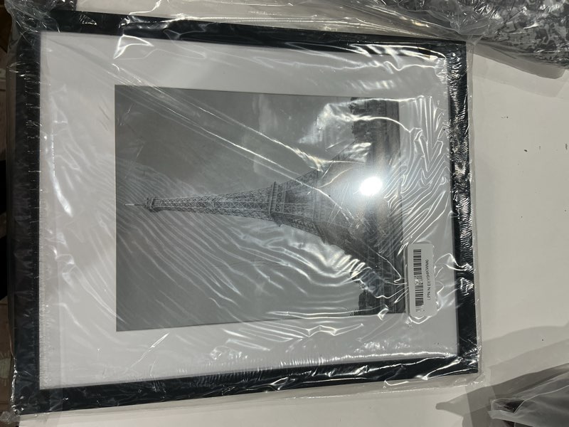 Condition photo showing Good Condition for upsimples 11x14 picture frame, display pictures 8x10 with mat or 11x14 without mat, wall hanging photo frame, black, 1 pack black 11x14