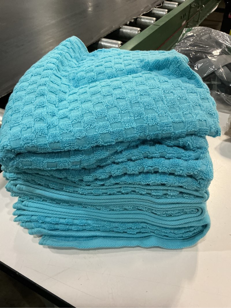 Condition photo showing Good Condition for 6 pack hair towels 20”x38” – 100% ring spun cotton towels,ultra soft, quick dry & highly absorbent – lightweight towels for bathroom, hand, gym, salon & home – oeko-tex certified (turquoise-blue) teal-2