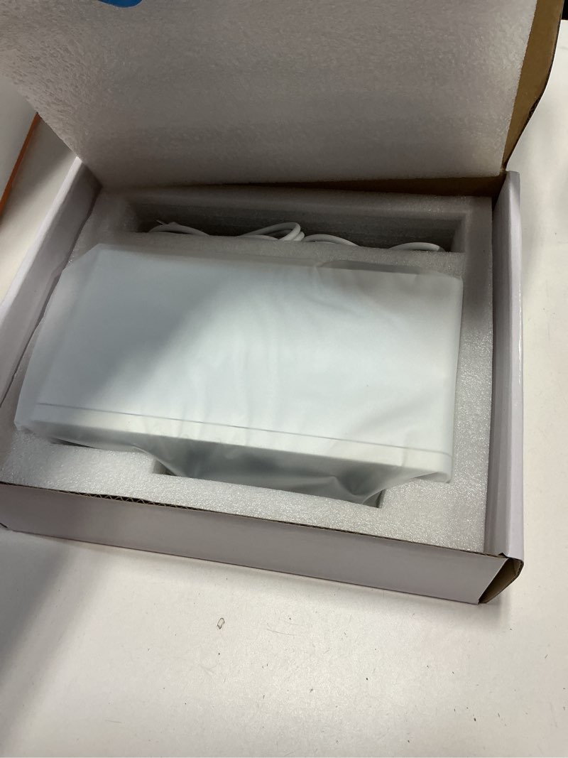 Condition photo showing New/Like New for Bolanle Studio 2i2 Audio Interface 24-bit/192kHz, 2 Channel Portable USB Recording Sound Card with Zero Latency Monitoring, ASIO Driver Support for Home Studio/Podcast/Streaming/DJ (WHITE)