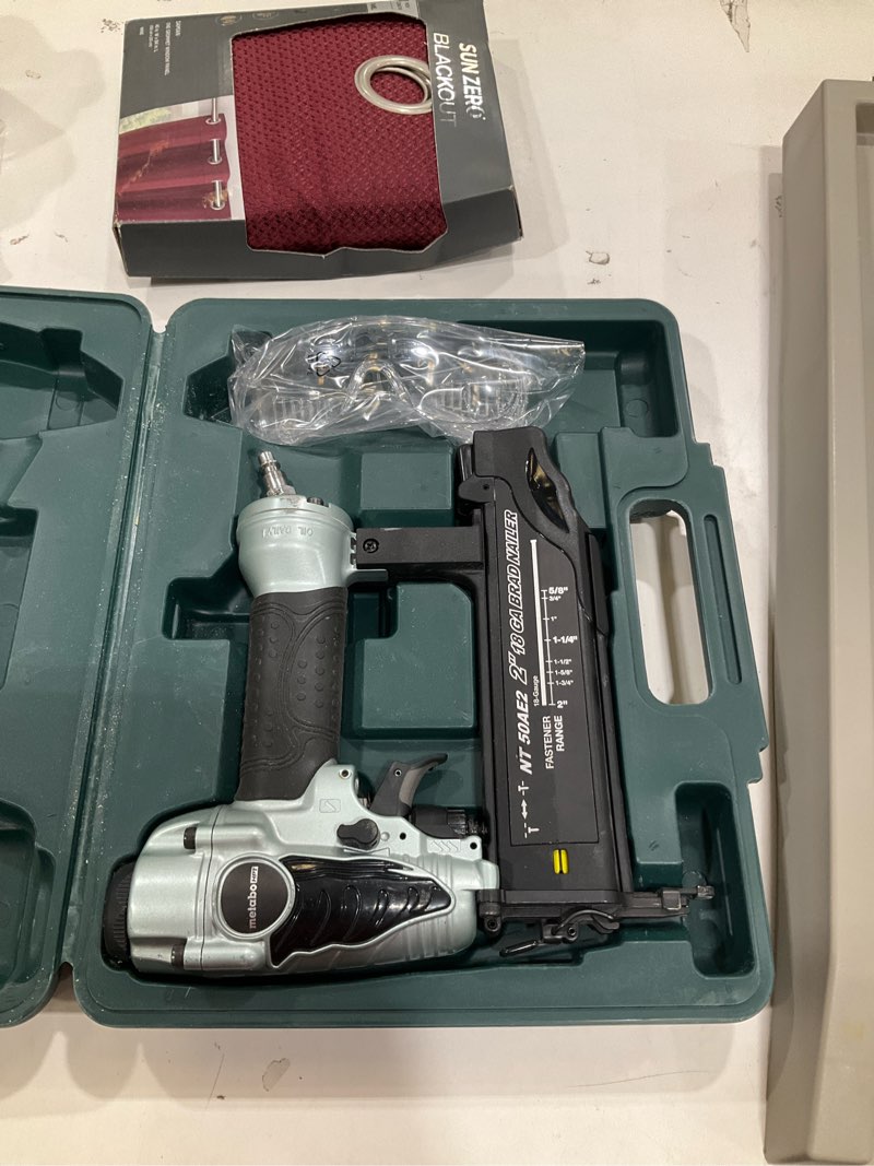Condition photo showing Good Condition for metabo hpt 2-in 18 -gauge pneumatic straight brad nailer