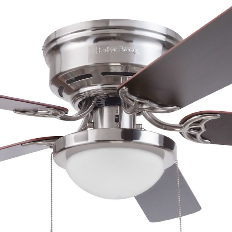 Harbor Breeze Armitage 52-inch Indoor Flush Mount Ceiling Fan with Light Kit