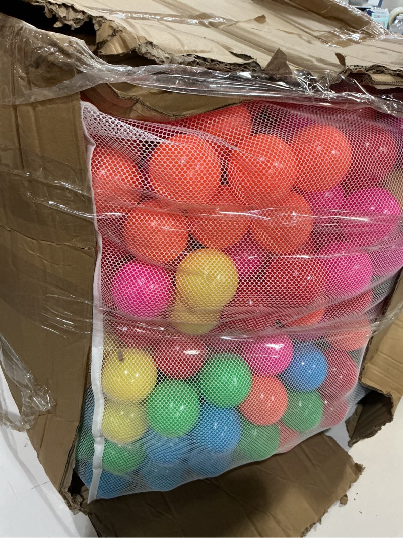 Condition photo showing Good Condition for amazon basics bpa free ball pit balls with storage bag, crush-proof plastic for toddlers kids 12+ months play, 6 bright colors, pack of 1000 1,000 balls bright colors