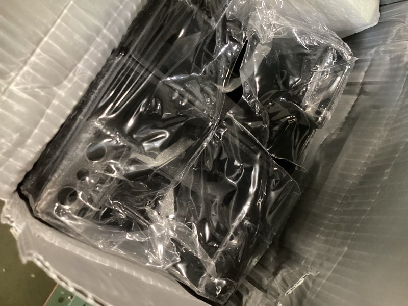 https://lotting-media.assets.bidfta.com/lotting_9586fae7-4765-4361-b92f-0603f93009fd
