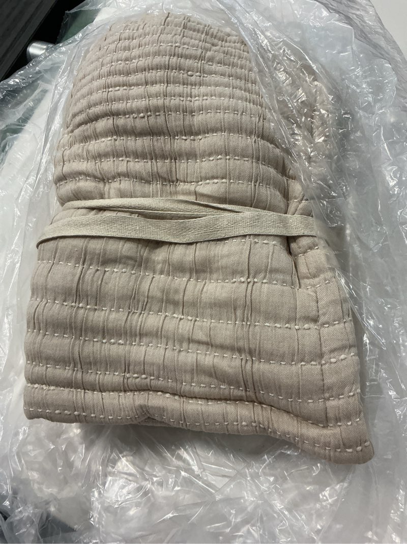 Condition photo showing Good Condition for organic cotton channel stitch sham set, standard, sand