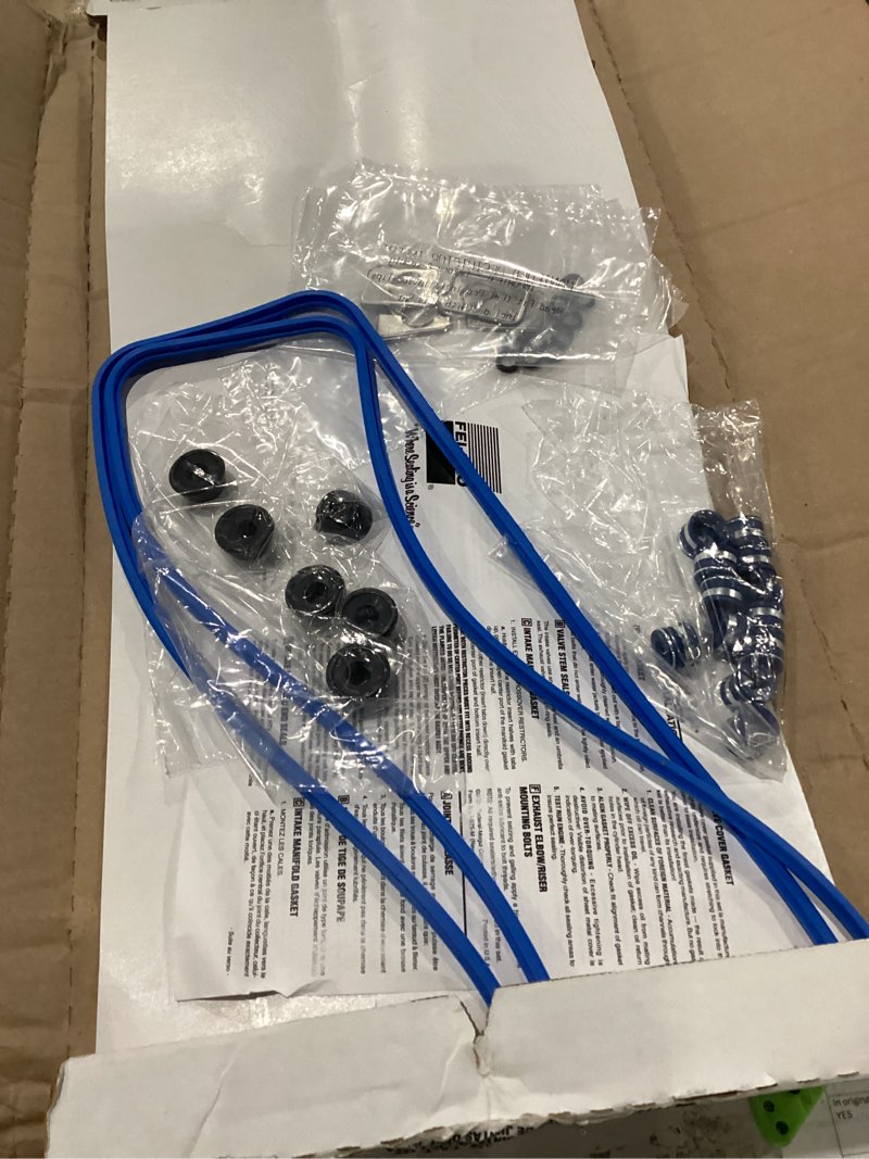 Condition photo showing Good Condition for fel-pro 17211 engine cylinder head gasket set