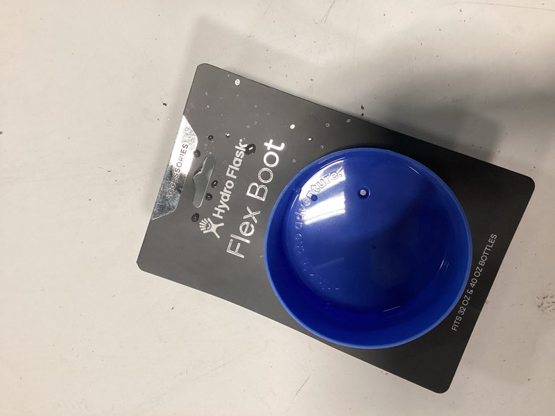 Condition photo showing Good Condition for hydro flask - medium boot - removable bottle base
