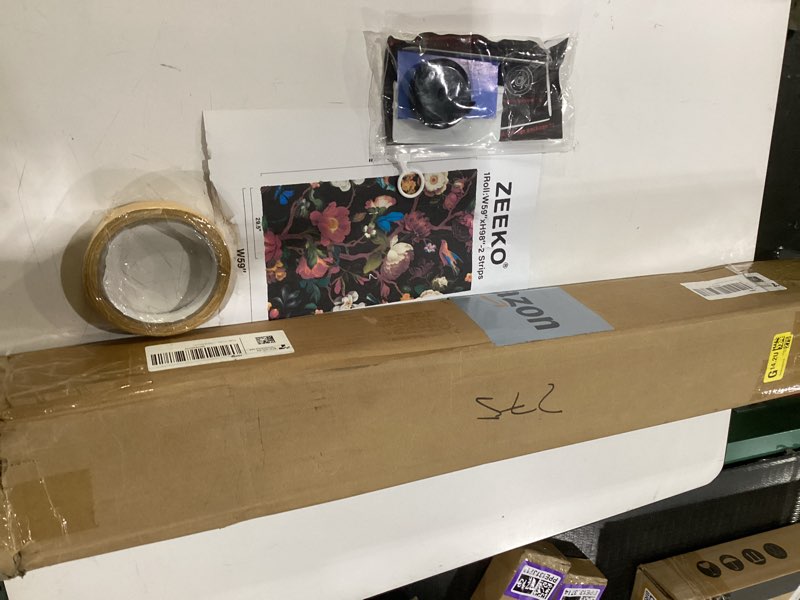 Condition photo showing As Is for Zeeko floral home decor