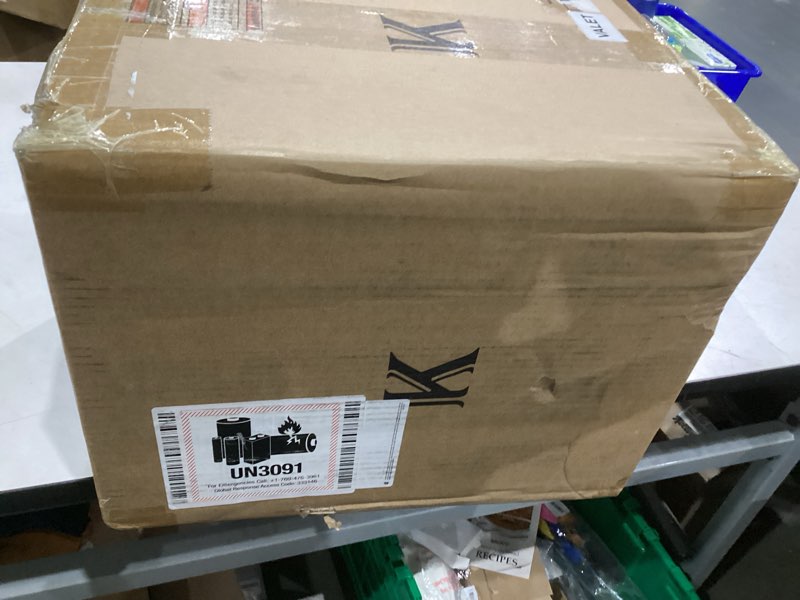 Condition photo showing Good Condition for CASE ELEGANCE Luca Humidor Cabinet Stores 80-100, Cigar Humidor Box with Spanish Cedar, Glass Display, Easy Humidification System, Digital Hygrometer - Brown