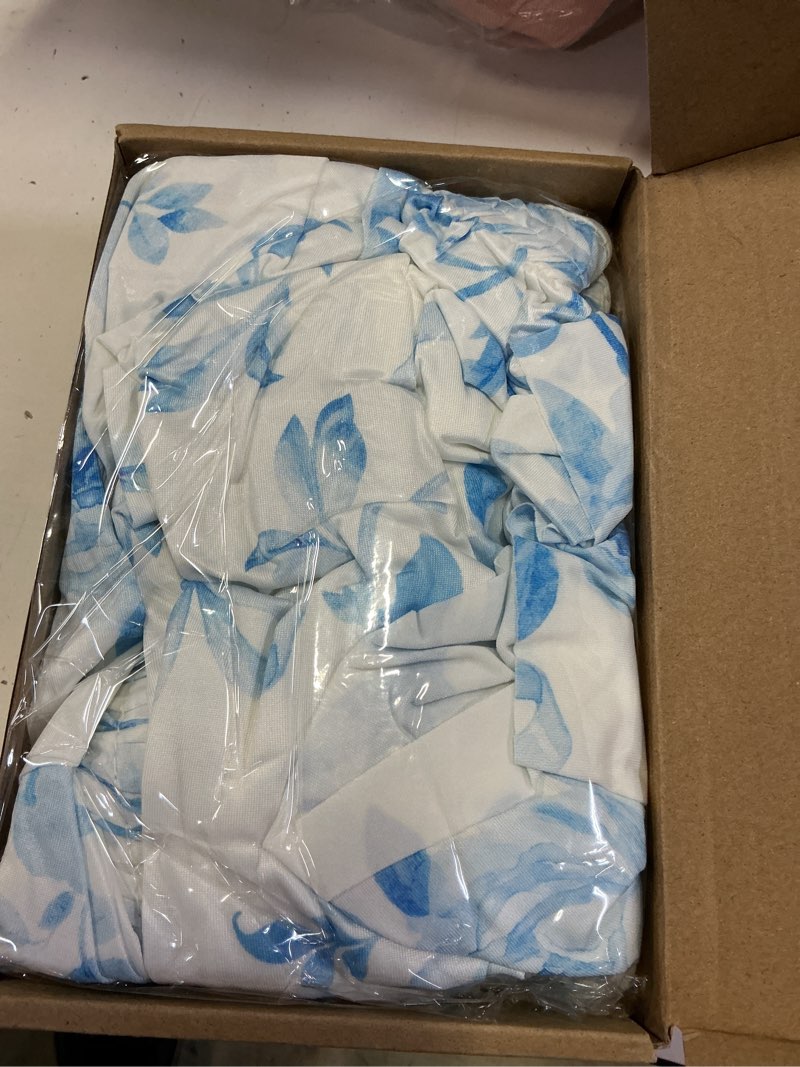Condition photo showing New/Like New for gerrii fancy garden blue bow dorm chair cover coquette bow room decor college apartment decor dining chair covers washable furniture protector with skirt country style for dorm room home bedroom