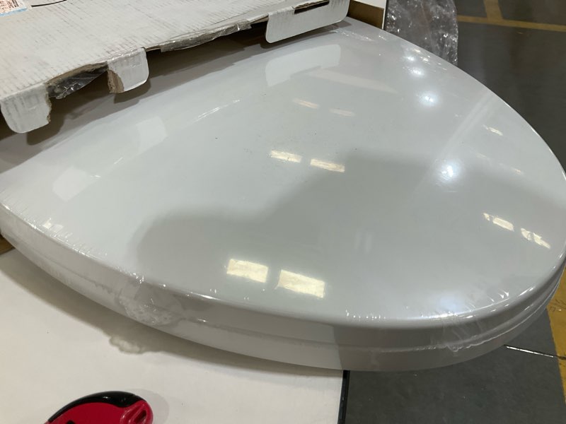 Condition photo showing Good Condition for elongated toilet seat, 18.5” soft/slow close oval (oblong) toilet seat for elongated toilets, no-slam quiet-close lid, easy-to-install & clean, durable never-loosen white plastic seat white elongated(oval)