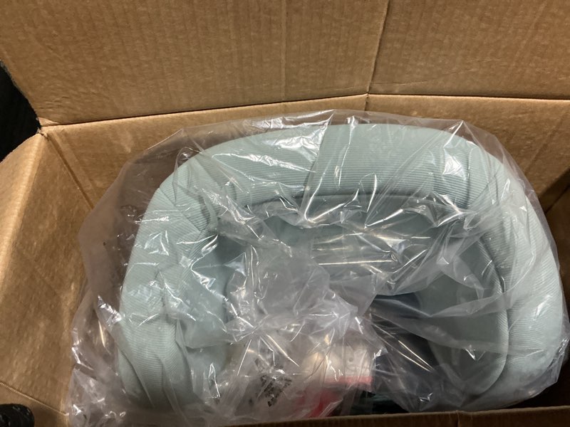 Condition photo showing New/Like New for Britax Highpoint Backless Belt-Positioning Booster Seat, SafeWash Green Ombre Highpoint Green Ombre