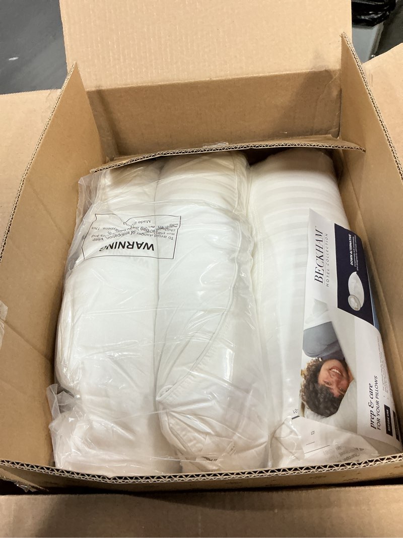 Condition photo showing Good Condition for Beckham Hotel Collection Bed Pillows Standard/Queen Size Set of 2 - Original Soft Down Alternative Pillow for Sleeping - Soft Support for Back, Stomach or Side Sleepers Queen / Standard White
