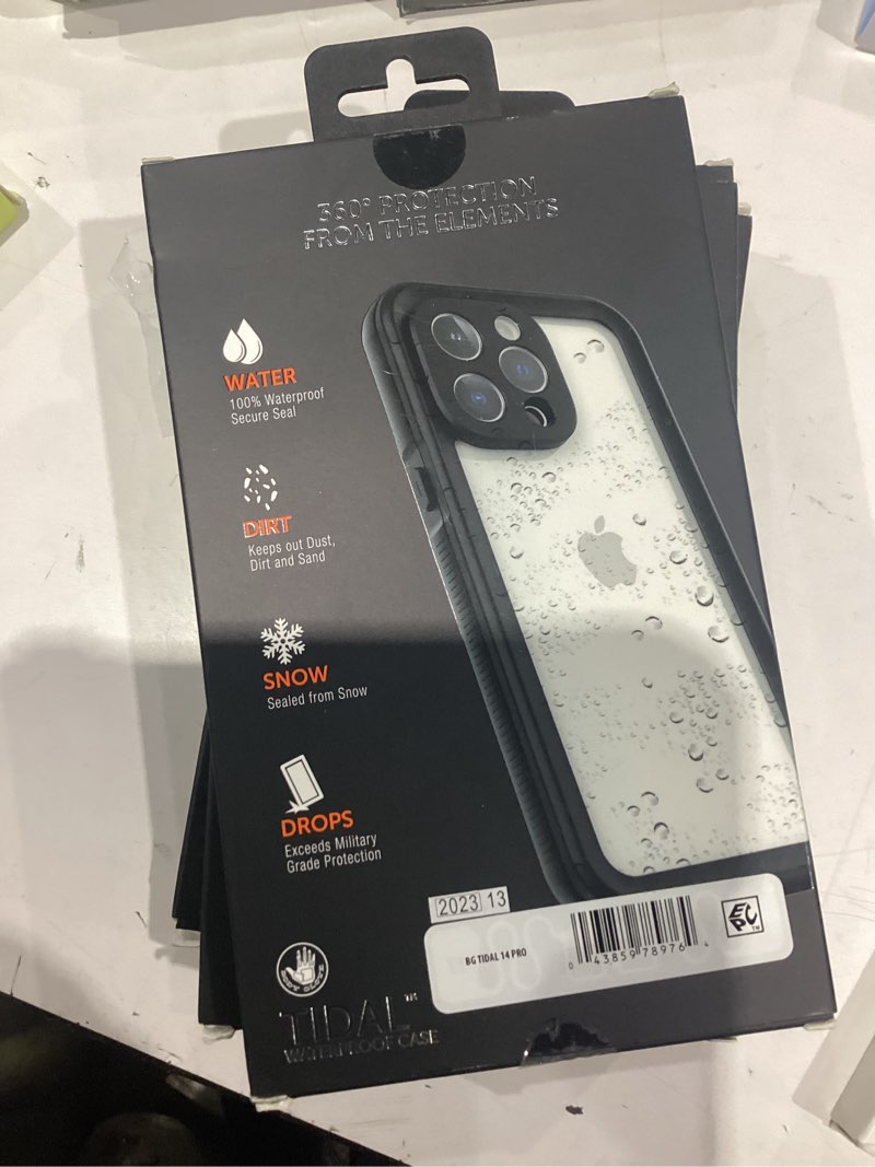 Condition photo showing Good Condition for body glove tidal waterproof phone case for iphone 14 pro - black/clear