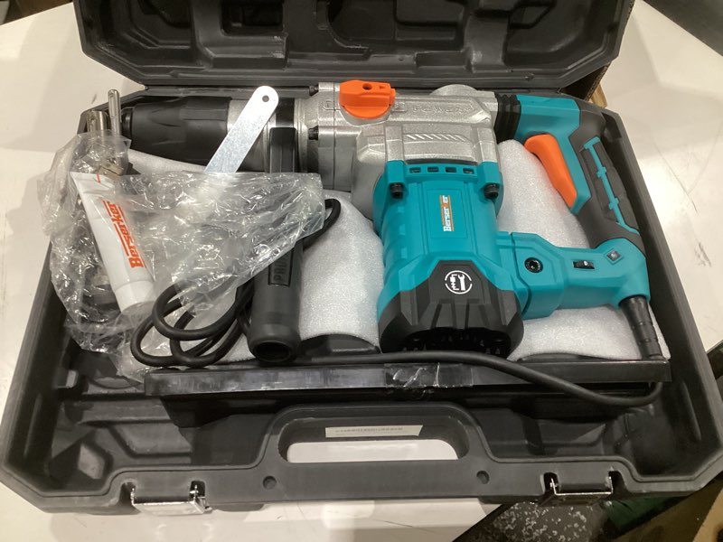 Condition photo showing Good Condition for berserker 1-9/16" sds-max heavy duty rotary hammer drill with vibration control,safety clutch,13 amp 3 functions demolition rotomartillo for concrete-including 4 drill bits,2 chisels,carrying case 1-9/16 in.