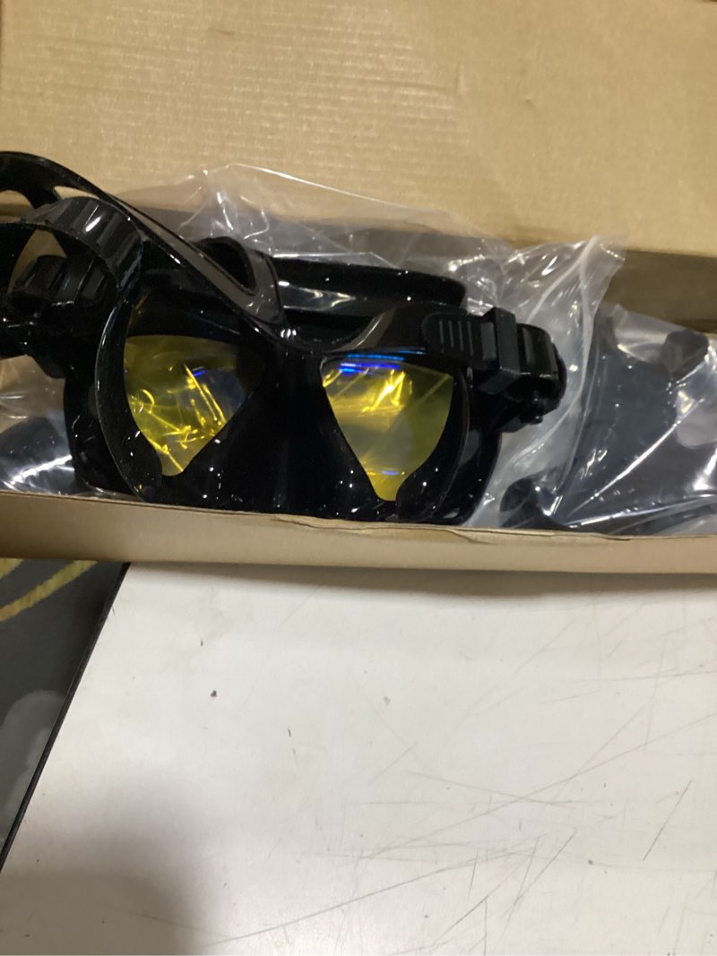 Condition photo showing Good Condition for Snorkeling Gear for Adults, Dry Snorkel Mask Set Blue Electroplated 180° Panoramic Wide View Anti-Fog Scuba Diving Mask Goggles, Professional Snorkel Gear for Adults Swimming, Diving Black