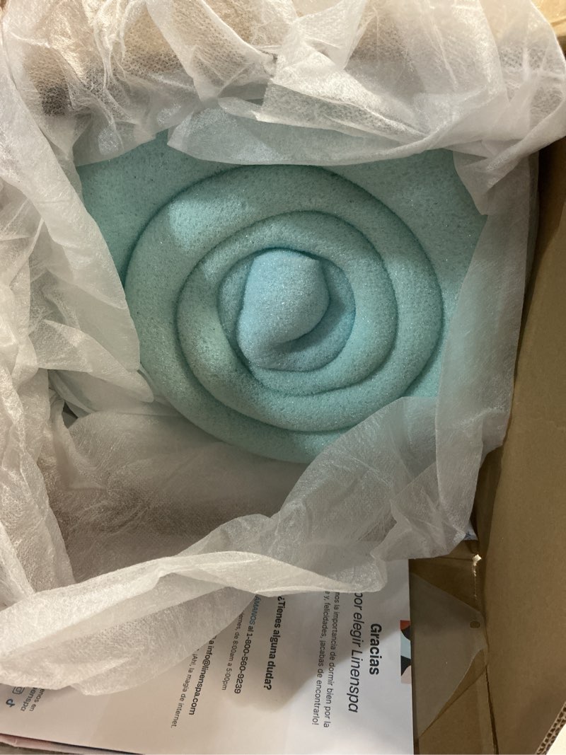 Condition photo showing Good Condition for LINENSPA Memory Foam Mattress Topper - 2 Inch Gel Infused Memory Foam - Plush Feel - Cooling and Pressure Relieving - CertiPUR Certified - Dorm Room Essentials - Queen Size Queen 2 Inch Classic Gel