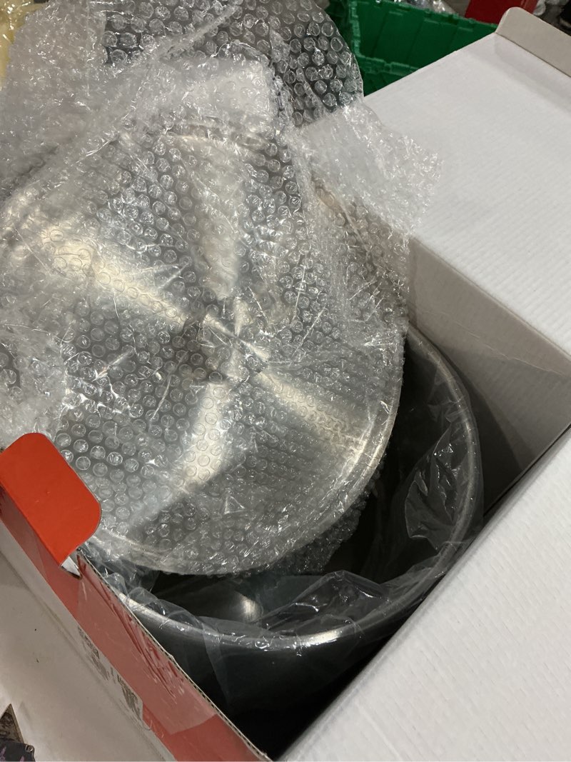 Condition photo showing Good Condition for SNOWFOX XL Premium Vacuum Insulated Double Wall Stainless Steel Ice Bucket with Lid/Scoop, Bar Accessories, Large Elegant Party Bucket, Chills Several Bottles, Beautiful Entertaining Supplies, 7 Liter Stainless Steel 7 L (Scoop)