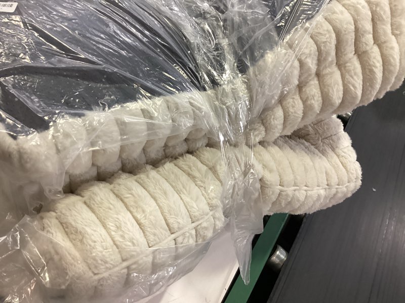 Condition photo showing As Is for Similar Cute Couch Bed for Pets, Supportive Cat Sofa for Indoor Cats, Small Dog Sofa Bed for Small Dogs, Cream, 24 inches 24.0\"L x 18.0\"W x 10.0\"Th Cream