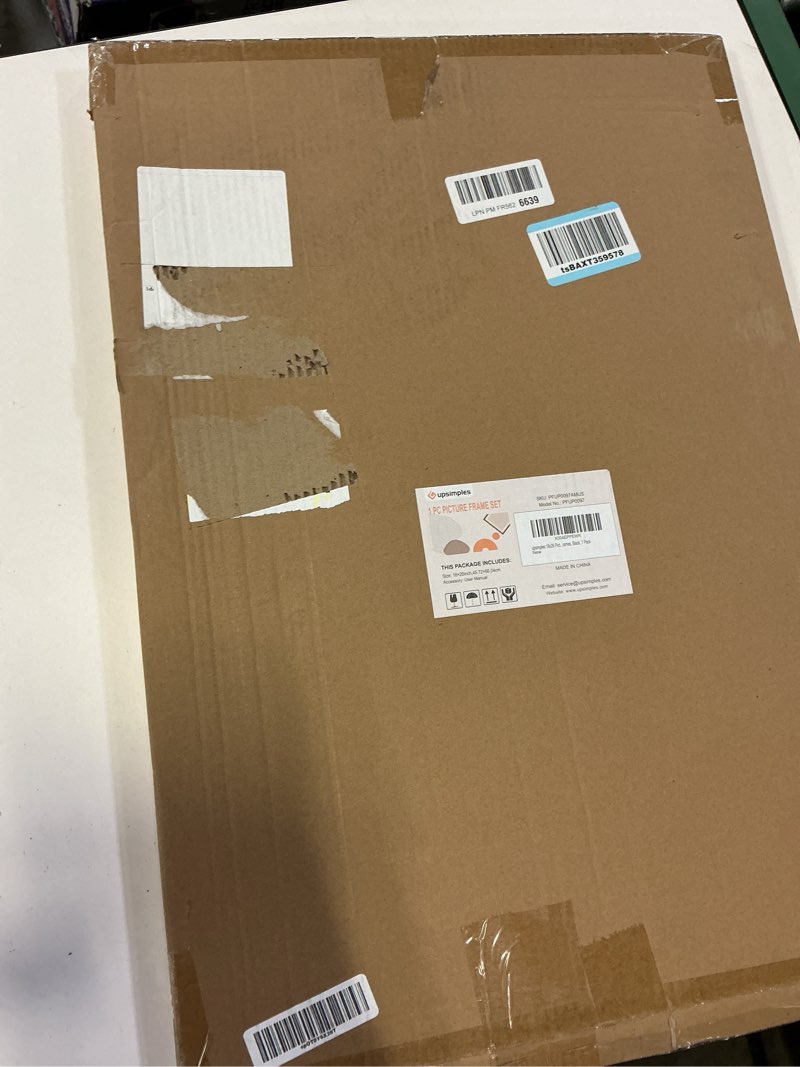 Condition photo showing New/Like New for upsimples 18x26 picture frame, display pictures 14x22 with mat or 18 x 26 without, wall hanging poster frames, black, 1 pack black 18x26