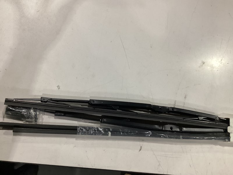 Condition photo showing Good Condition for renew 32" heavy duty windshield wiper blade pair with wide saddle mount for motorhome, recreational vehicle rv and bus with 2 rubber refills (set of 2 wipers and 2 refills) rw32sm-2r