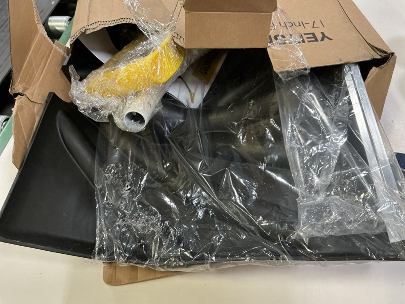 Condition photo showing Good Condition for Snow Shovel for Driveway Ergonomic Design 17” Reinforced Heavy Duty Snow Removal Easy Assembled Tool in Winter Snowy Day for Garage Car Parking Port Workshop Barn