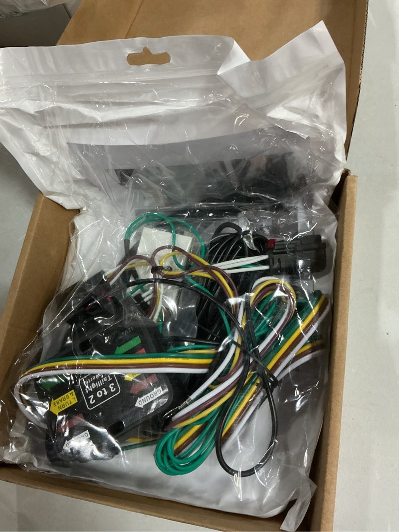 Condition photo showing Good Condition for 4-pin trailer hitch wiring harness kit vehicle-side custom compatible with 2015-2024 ford transit-150 250 350 hd cargo van standard 4 way flat trailer connector plug replaces 56327