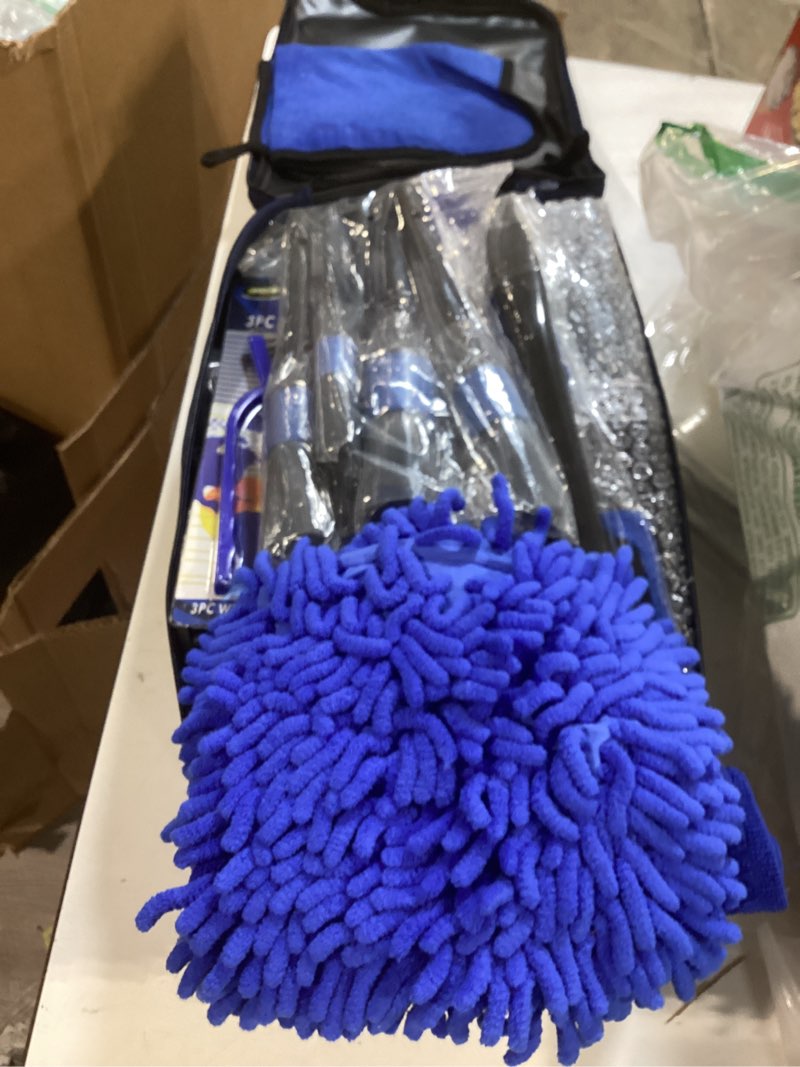 Condition photo showing Good Condition for qydipclin 45pcs car detailing kit, car detailing brush set, car wash cleaning kit, car detailing brushes, professional car care kit for interior exterior wheels, blue blue 45pcs