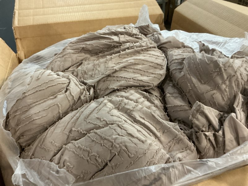 Condition photo showing Good Condition for Litanika Super King Plus Comforter Light Coffee, 3 Pieces Tufted Boho Farmhouse Bedding Comforter Set, Lightweight Fluffy All Season Comforter Set (120x128In Comforter & 2 Pillowcases) 03-light Coffee Super King Plus (128"x120")