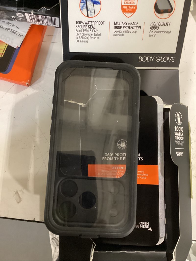 Condition photo showing Good Condition for body glove tidal waterproof phone case for iphone 17 pro - black/clear
