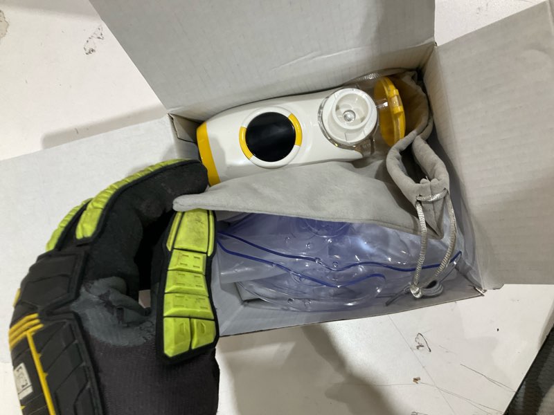 Condition photo showing Good Condition for portable reziluben air mist machime for home use travel