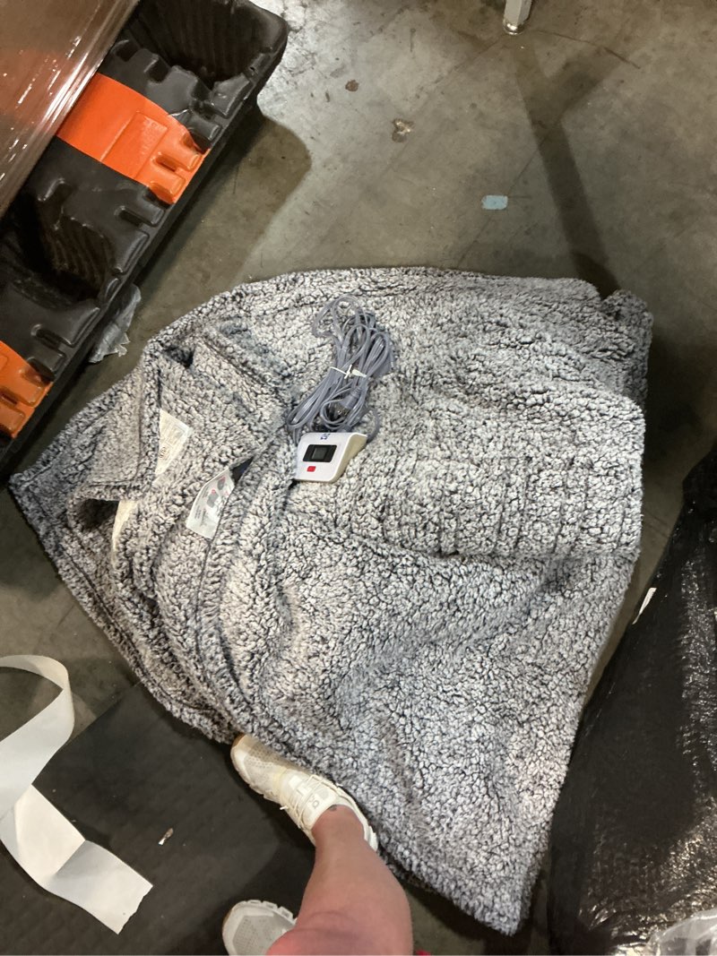 Condition photo showing As Is for sealy electric blanket twin size, soft sherpa heated blanket single control with 10 heating levels & 1 to 12 hours auto-off settings over-heated protection 62"x84" machine washable, charcoal charcoal twin size 62" x 84"