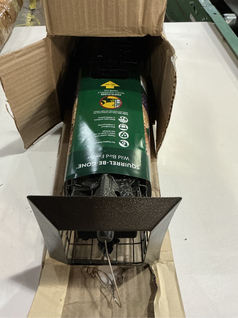Condition photo showing New/Like New for perky-pet 336-1sr squirrel-be-gone squirrel proof bird feeder, 2lb, outdoor wild bird feeder with weight-activated perches