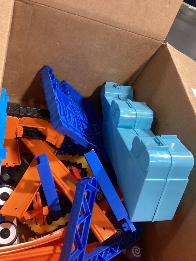 Condition photo showing As Is for Hot Wheels Track Set with 1:64 Scale Toy Car, 4 Intersections for Crashing, Powered by a Motorized Booster, Criss-Cross Crash Track (Amazon Exclusive) Criss Cross Crash