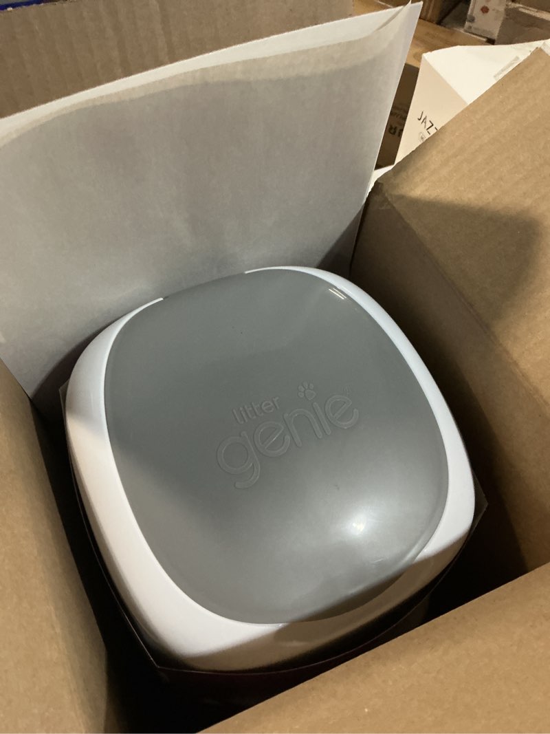 Condition photo showing Good Condition for Litter Genie Style Pail Cat Litter Box Waste Disposal System for Odor Control Includes 1 Square Refill Bag White